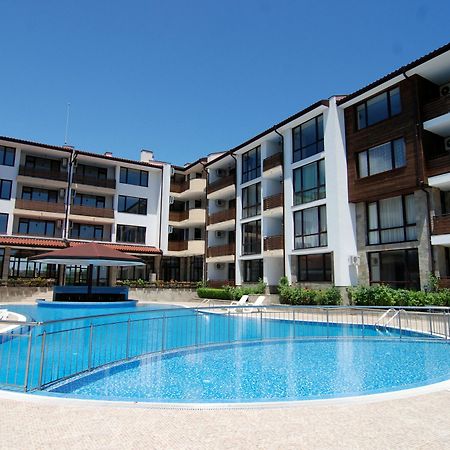 Baratero Mar Nero Apartments Ravda Bagian luar foto