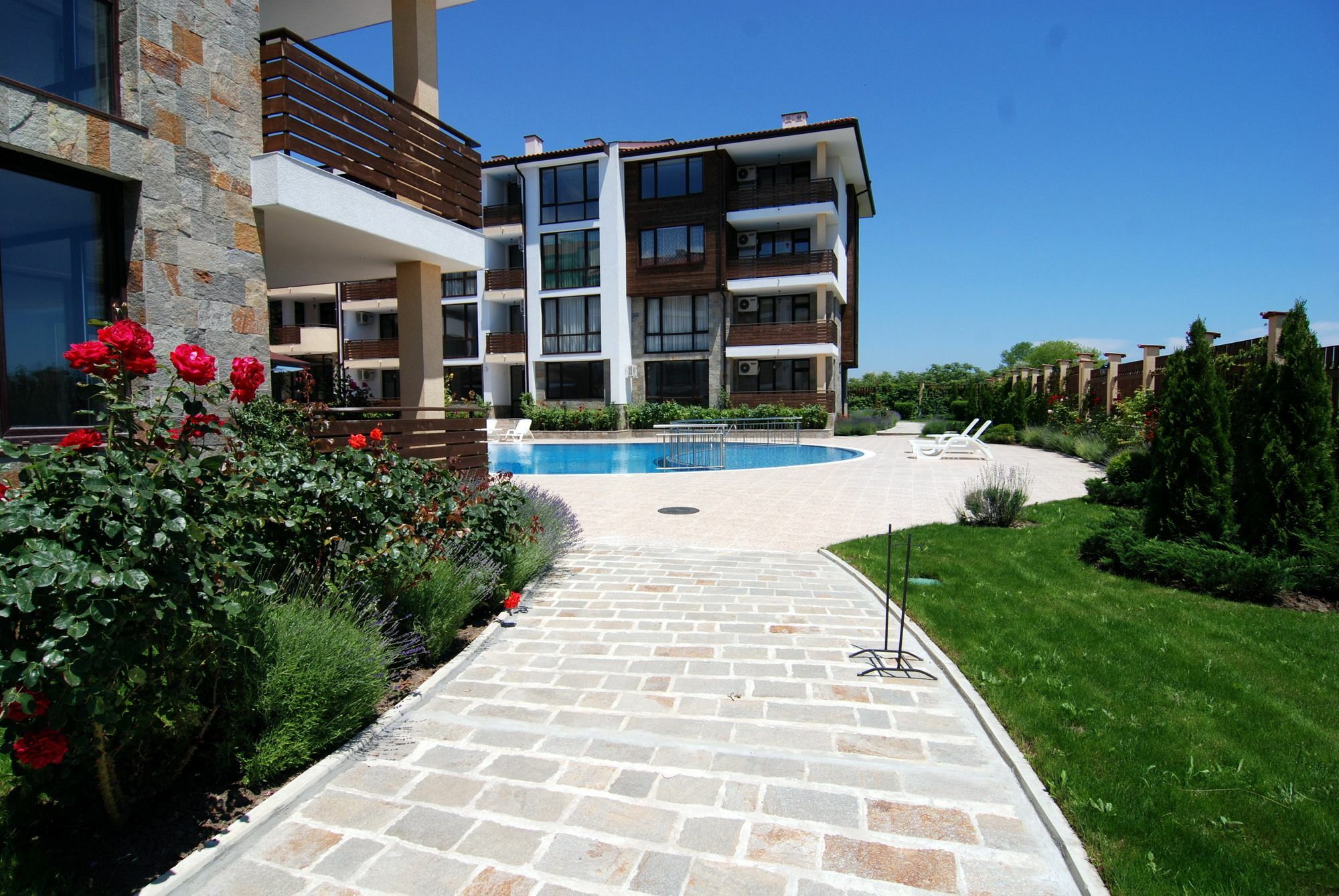 Baratero Mar Nero Apartments Ravda Bagian luar foto
